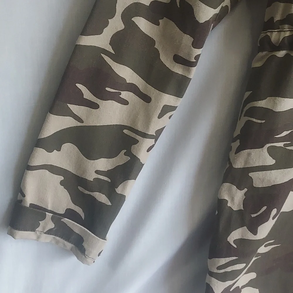 True Religion Womens Olive Camo Military Jacket Size Medium‎